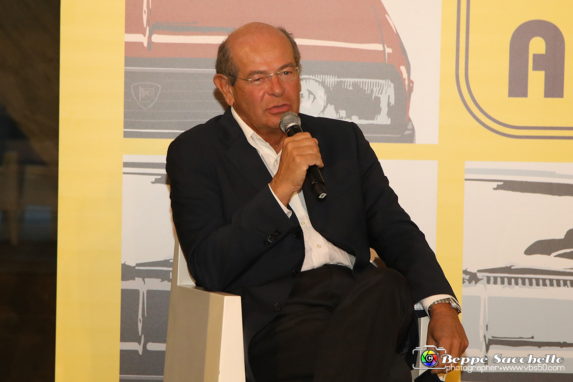 VBS_1691 - Tributo Aldo Brovarone - Nove Lancia Gamma Coupè Collezione Levy.jpg